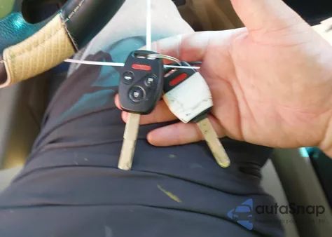 2011 Honda Accord 2.4 Lx z USA, uszkodzony, nr VIN 1HGCP2F31BA115386